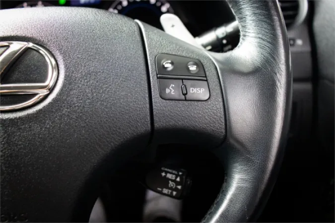 2008 LEXUS IS350 — photo