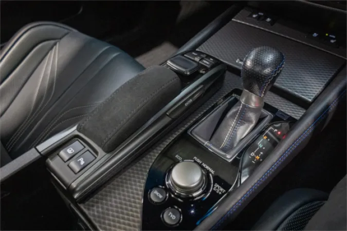 2016 LEXUS GS-F — photo