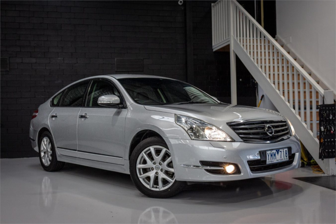 2011 NISSAN MAXIMA — photo