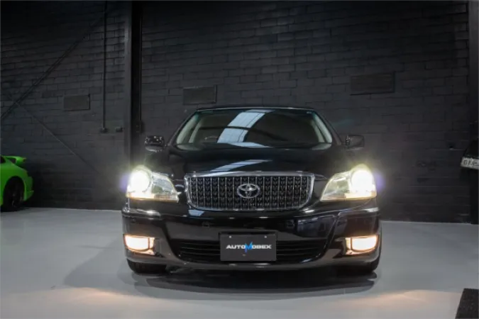 2008 TOYOTA CROWN — photo