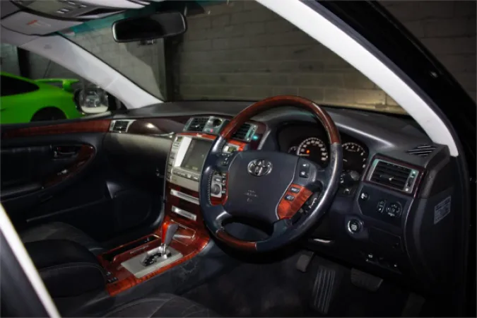 2008 TOYOTA CROWN — photo