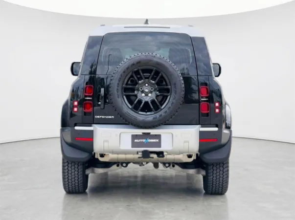 2024 LAND ROVER DEFENDER — photo