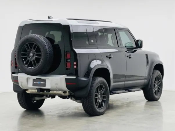 2024 LAND ROVER DEFENDER — photo