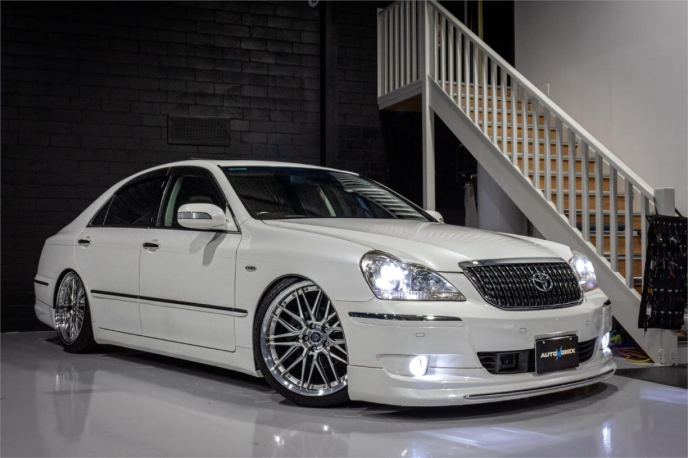 2007 TOYOTA CROWN — photo