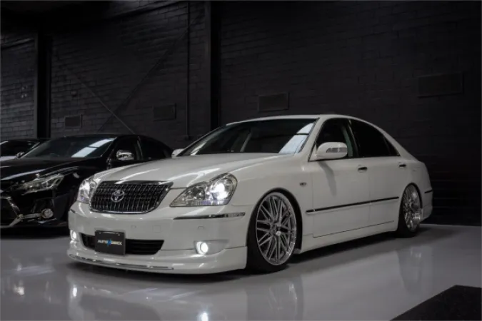 2007 TOYOTA CROWN — photo