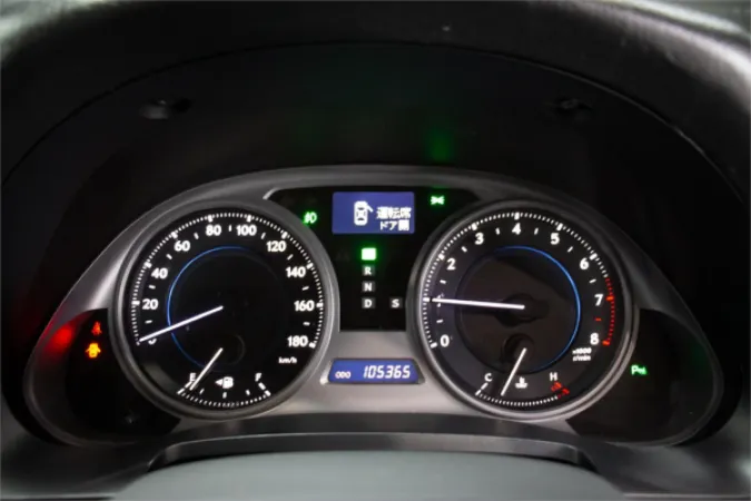 2005 LEXUS IS350 — photo