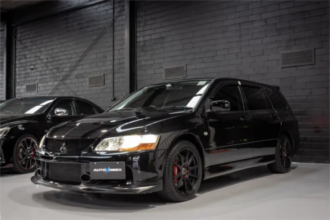 2005 MITSUBISHI LANCER — photo