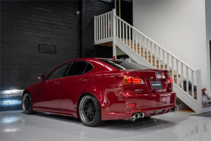 2009 LEXUS IS350 — photo
