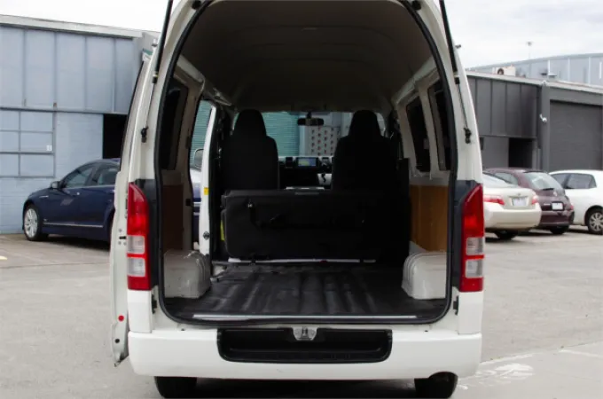 2014 TOYOTA HIACE — photo